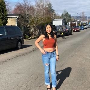 Meet your Posher, Ana